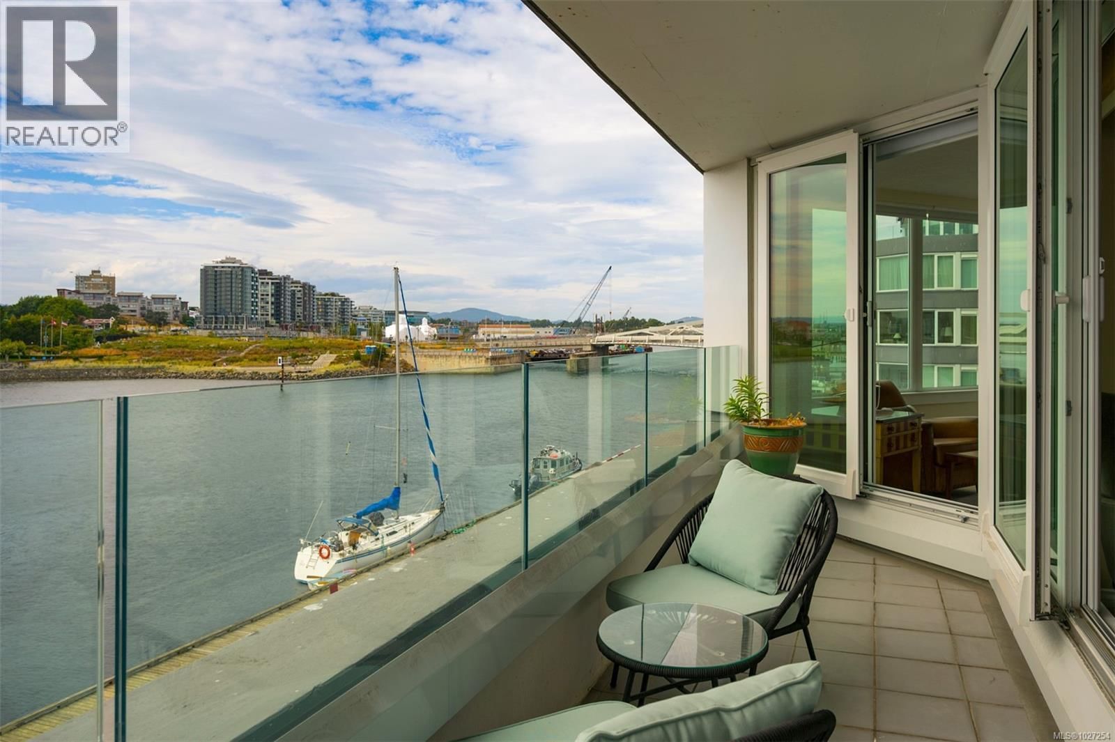 208 - 1234 WHARF STREET Image 19