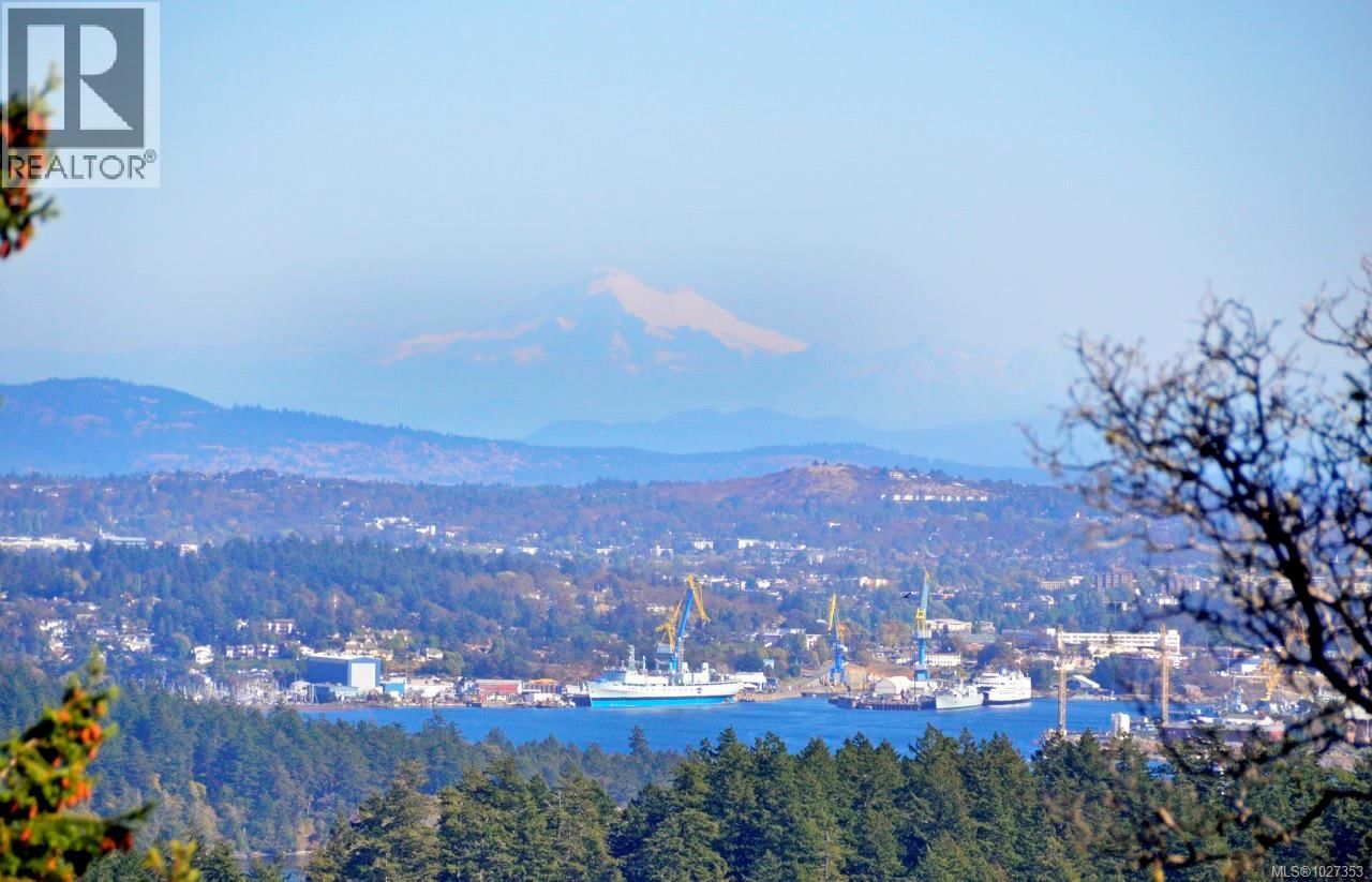 3351 BETULA PLACE Image 20