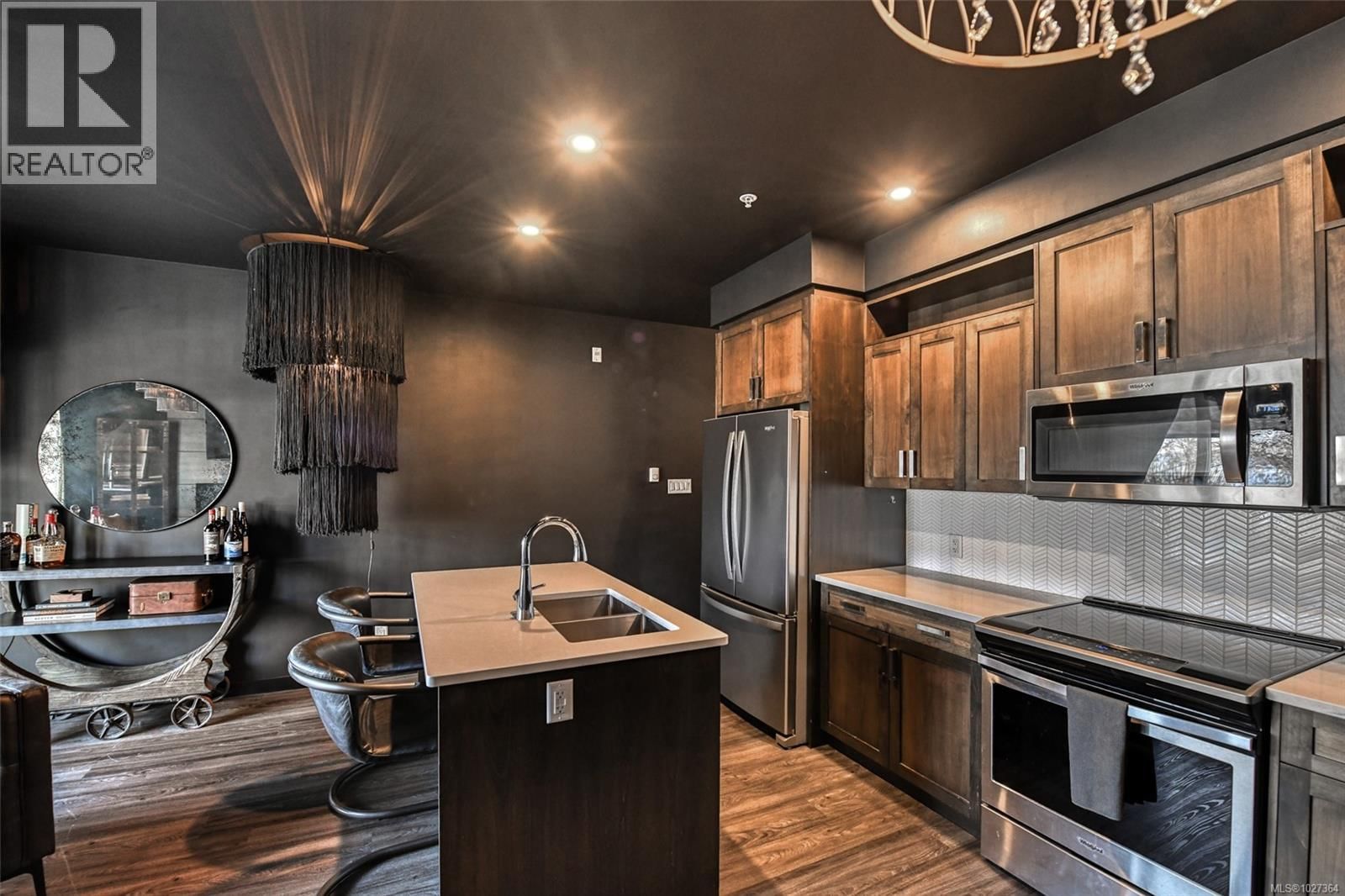302 91 Chapel Street property photo