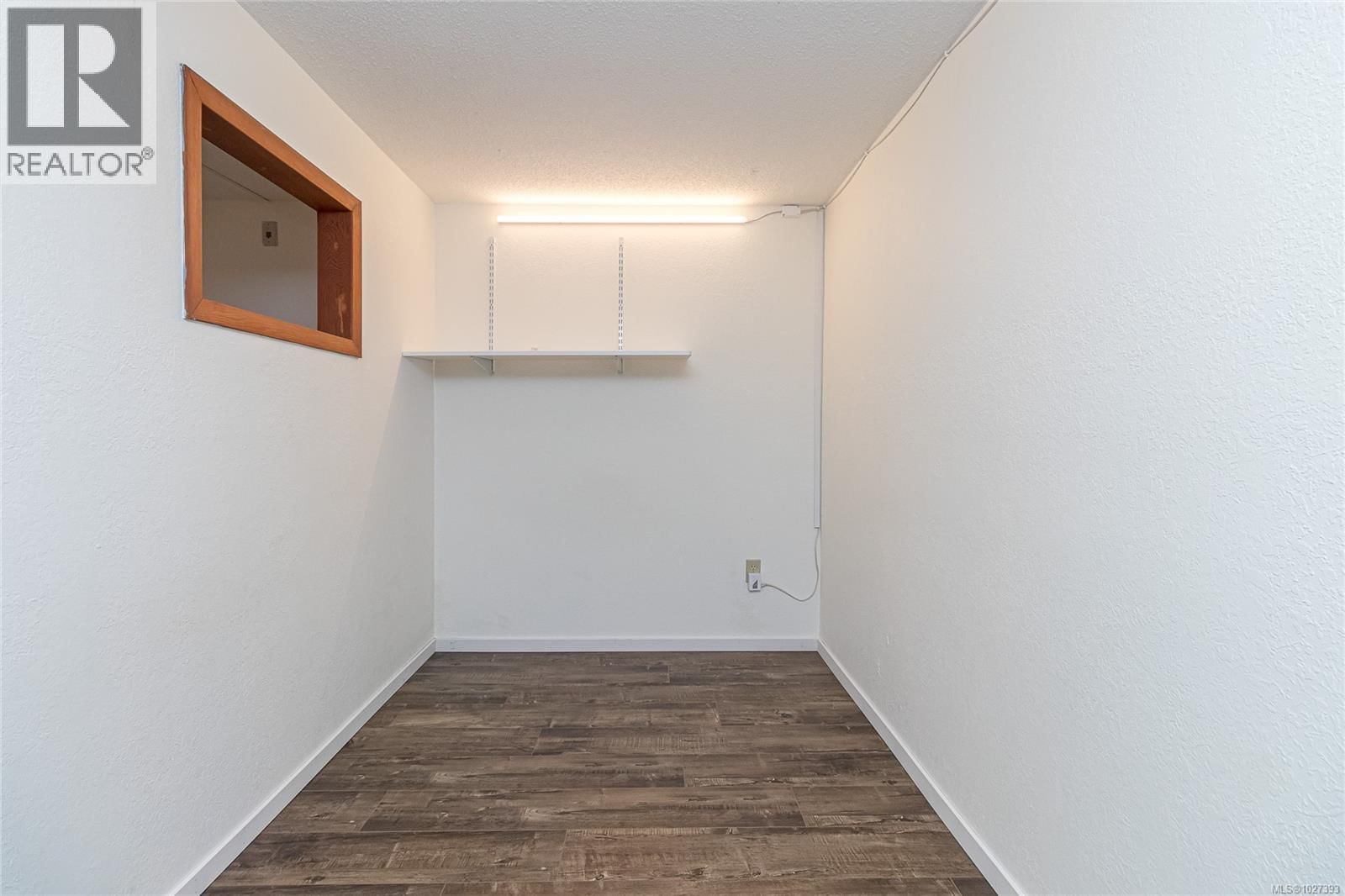 419 - 1005 MCKENZIE AVENUE Image 33