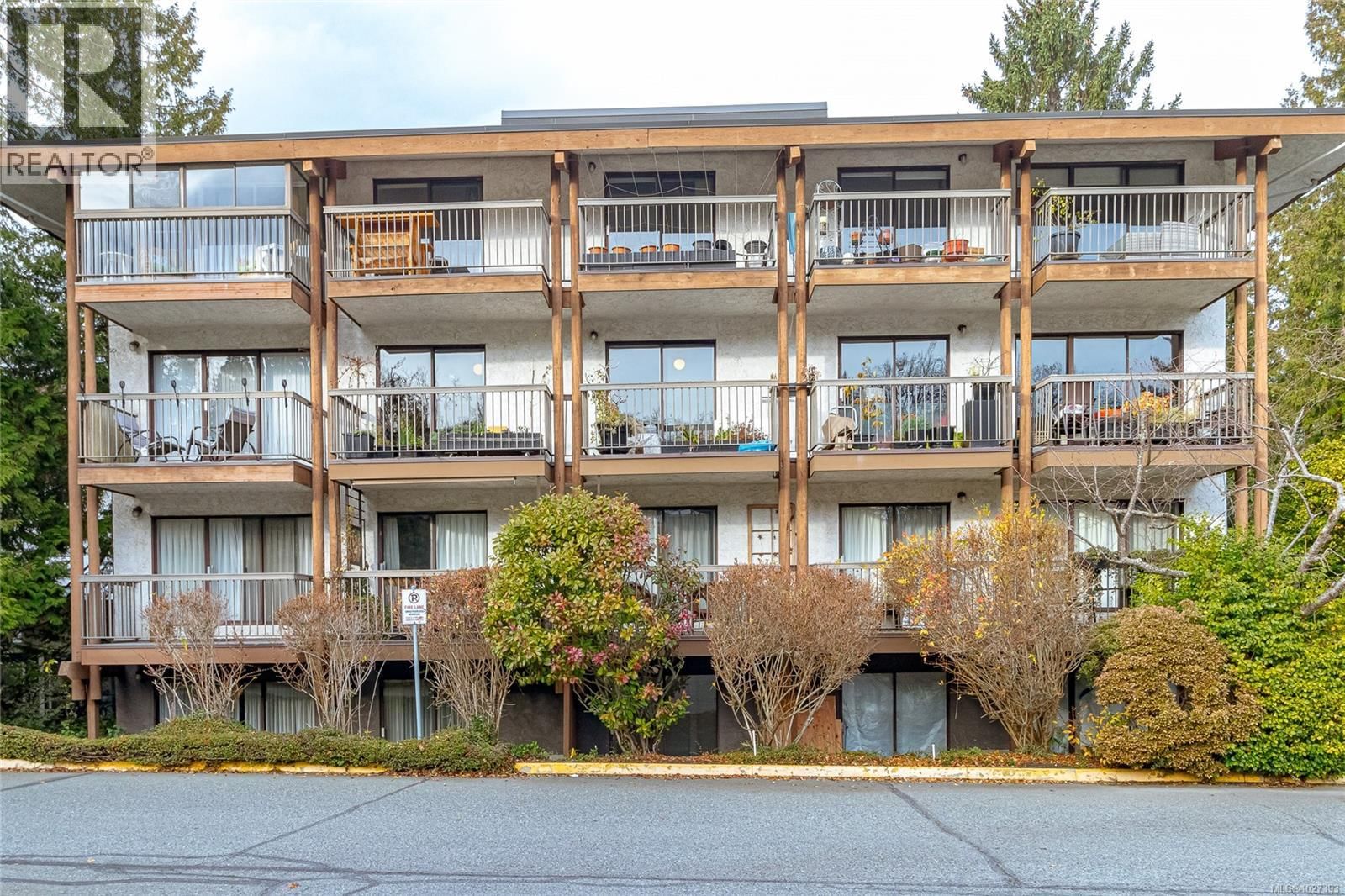 419 - 1005 MCKENZIE AVENUE Image 44