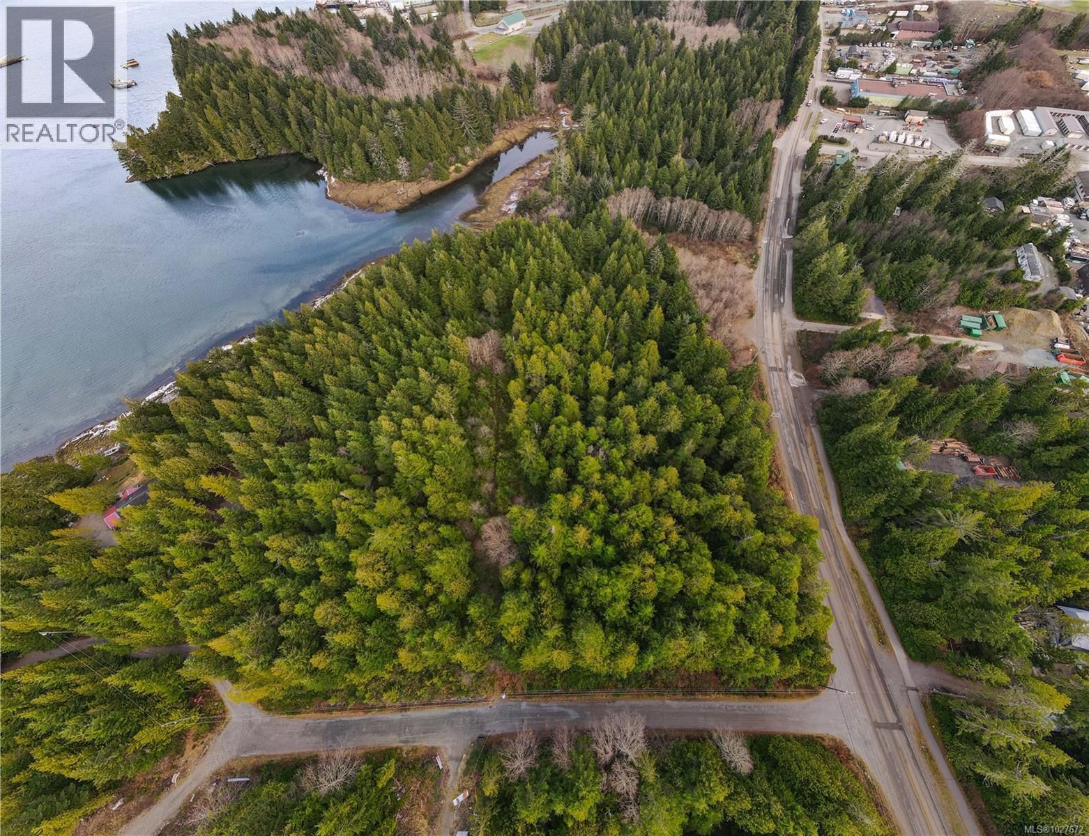 230 Minato Road, Ucluelet, British Columbia V0R 3A0