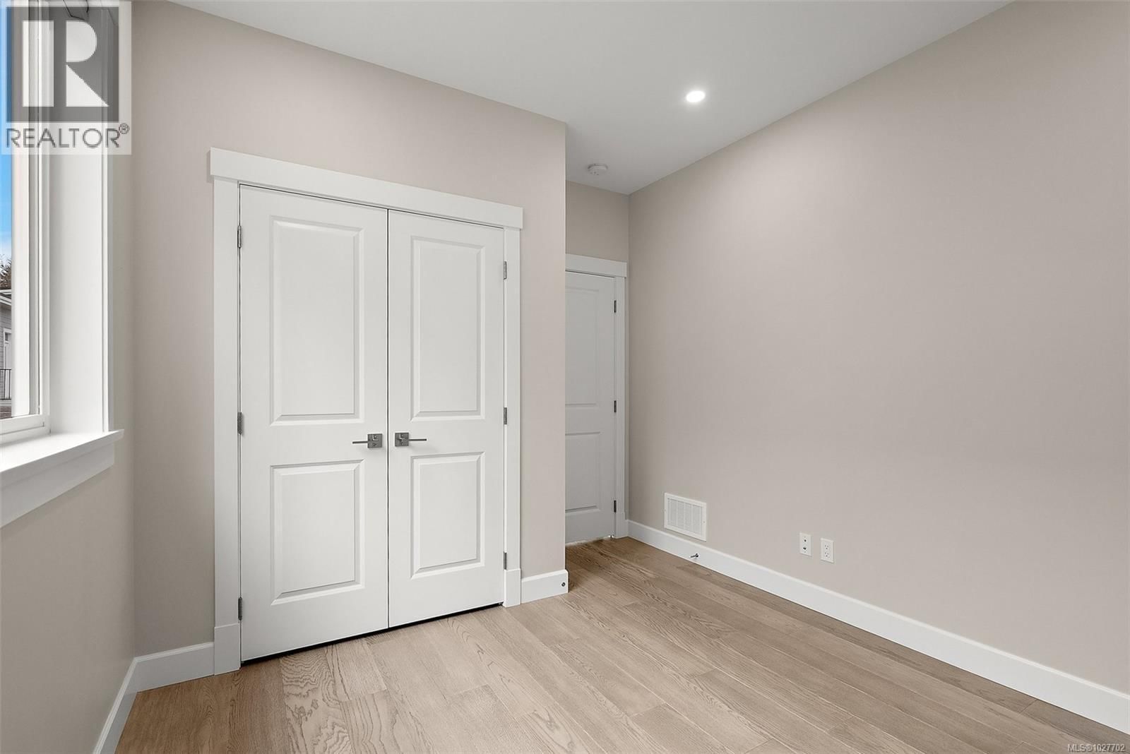 118 - 4690 CASPIAN PLACE Image 20