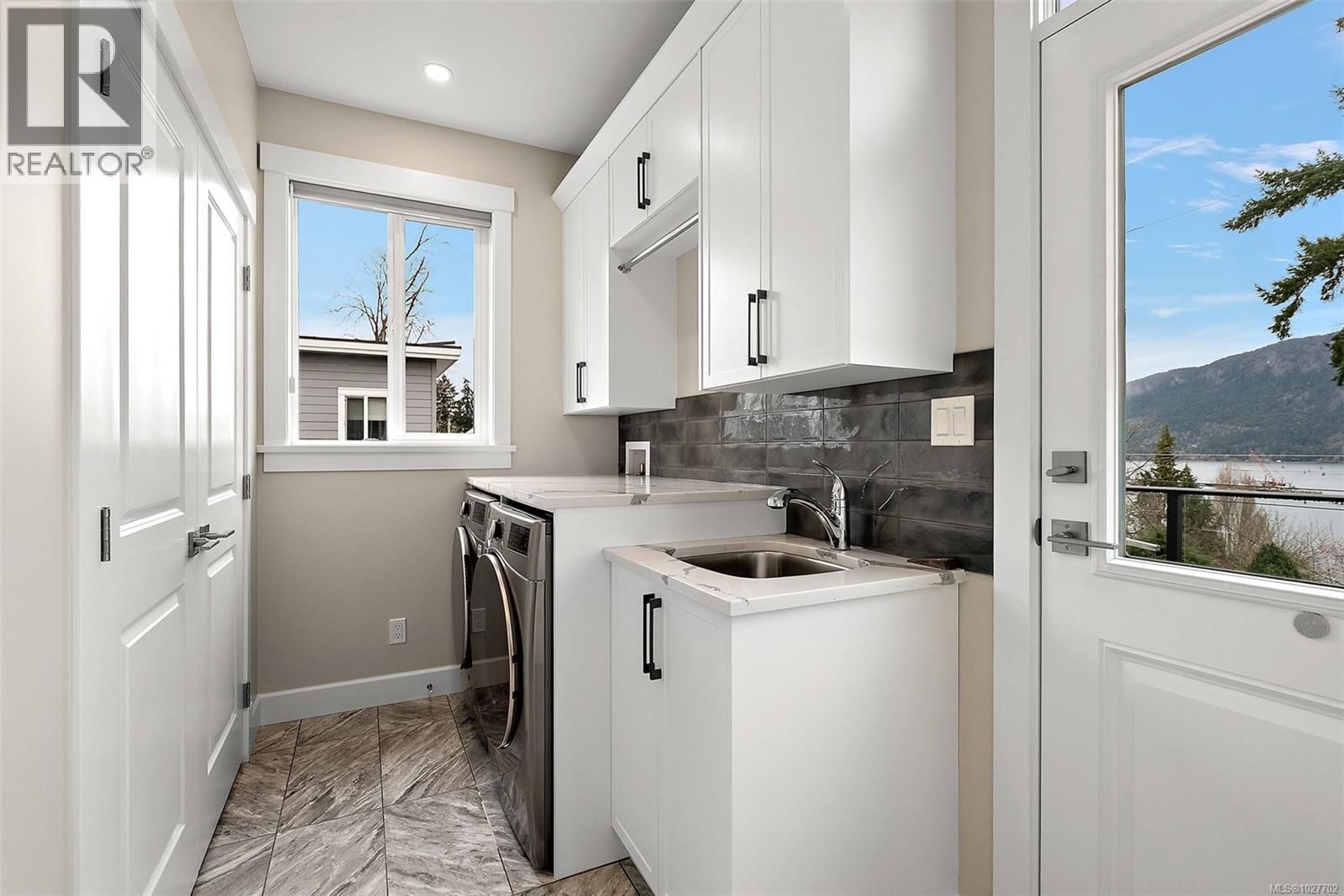 118 - 4690 CASPIAN PLACE Image 23