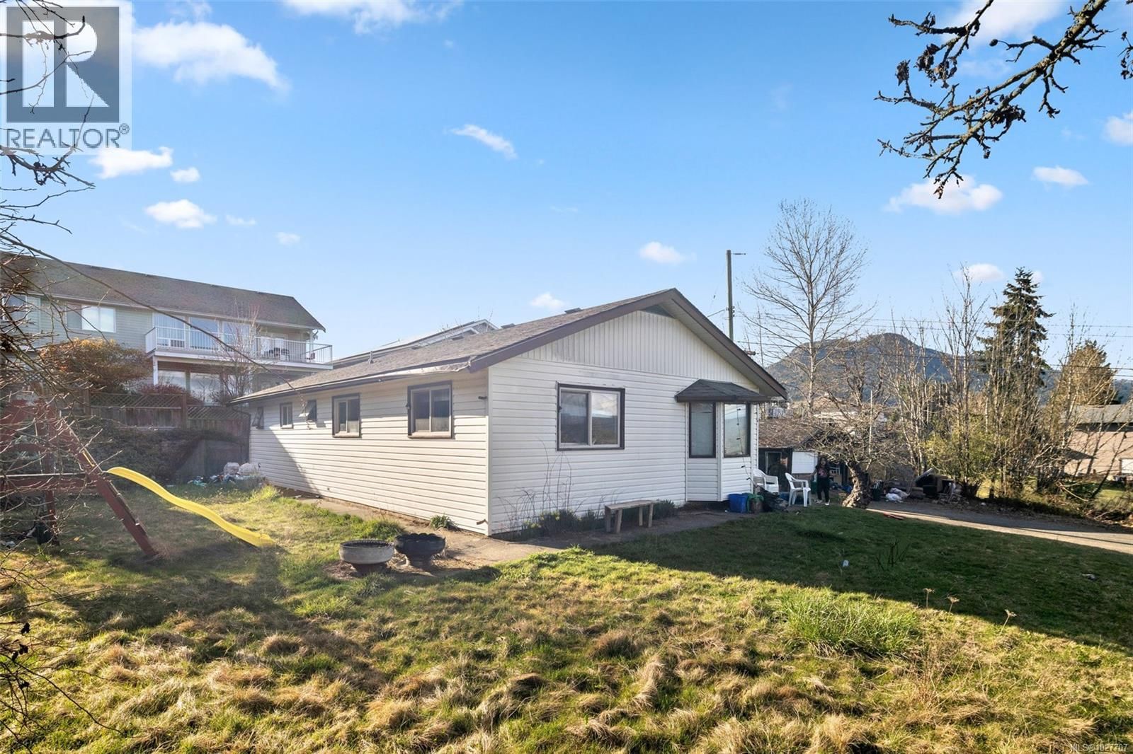 6128 Marsh Road property photo