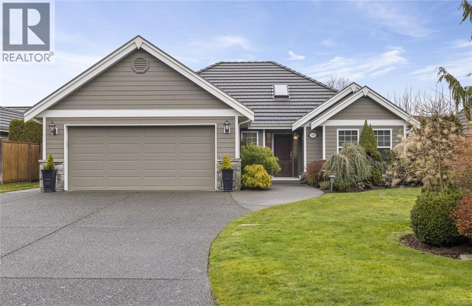 588 VIKING WAY Image 1