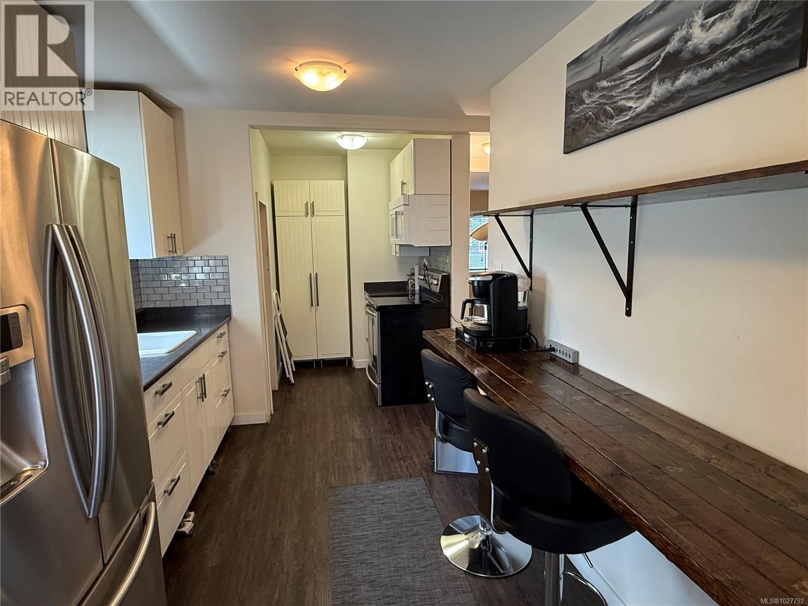 308 Holly Avenue property photo