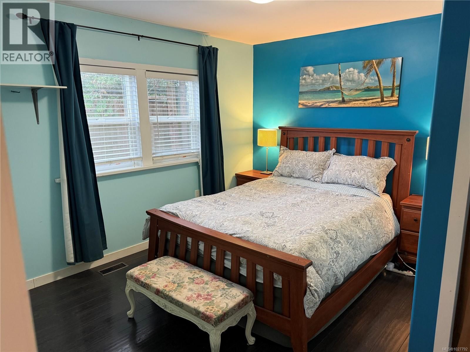308 Holly Avenue property photo