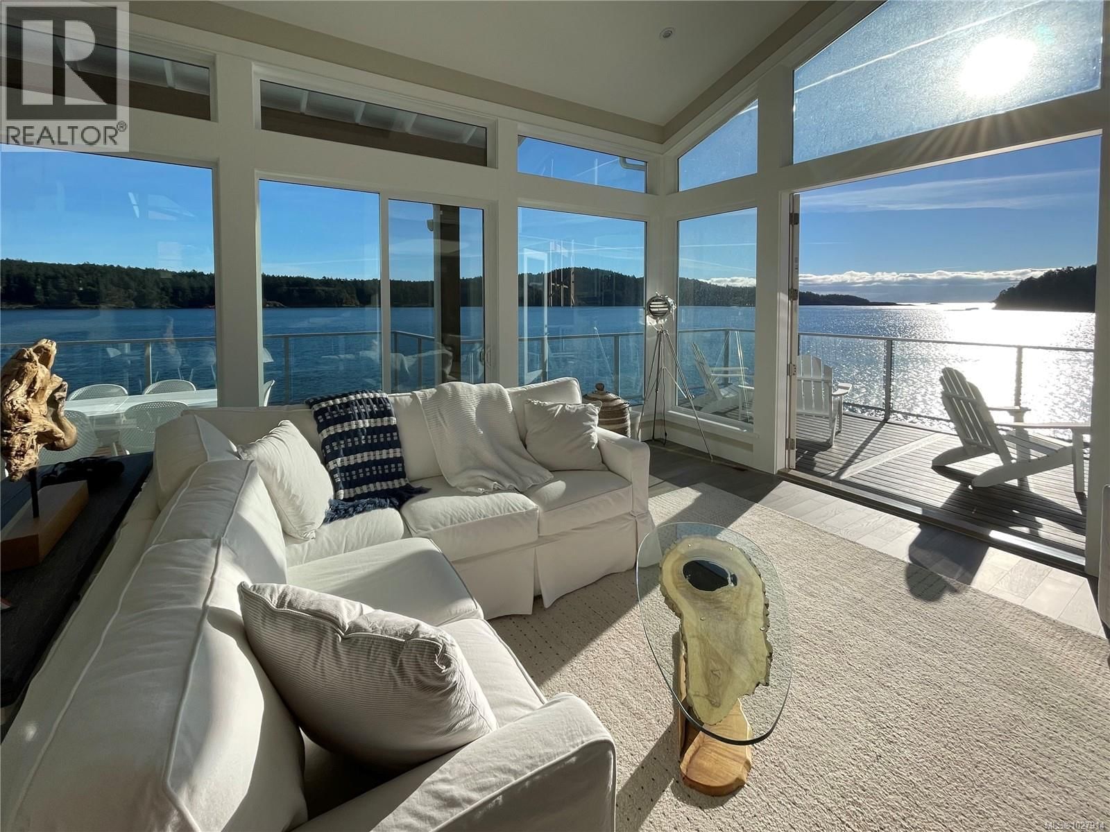 812 Sunset Point, Sooke, British Columbia V9Z 1N6