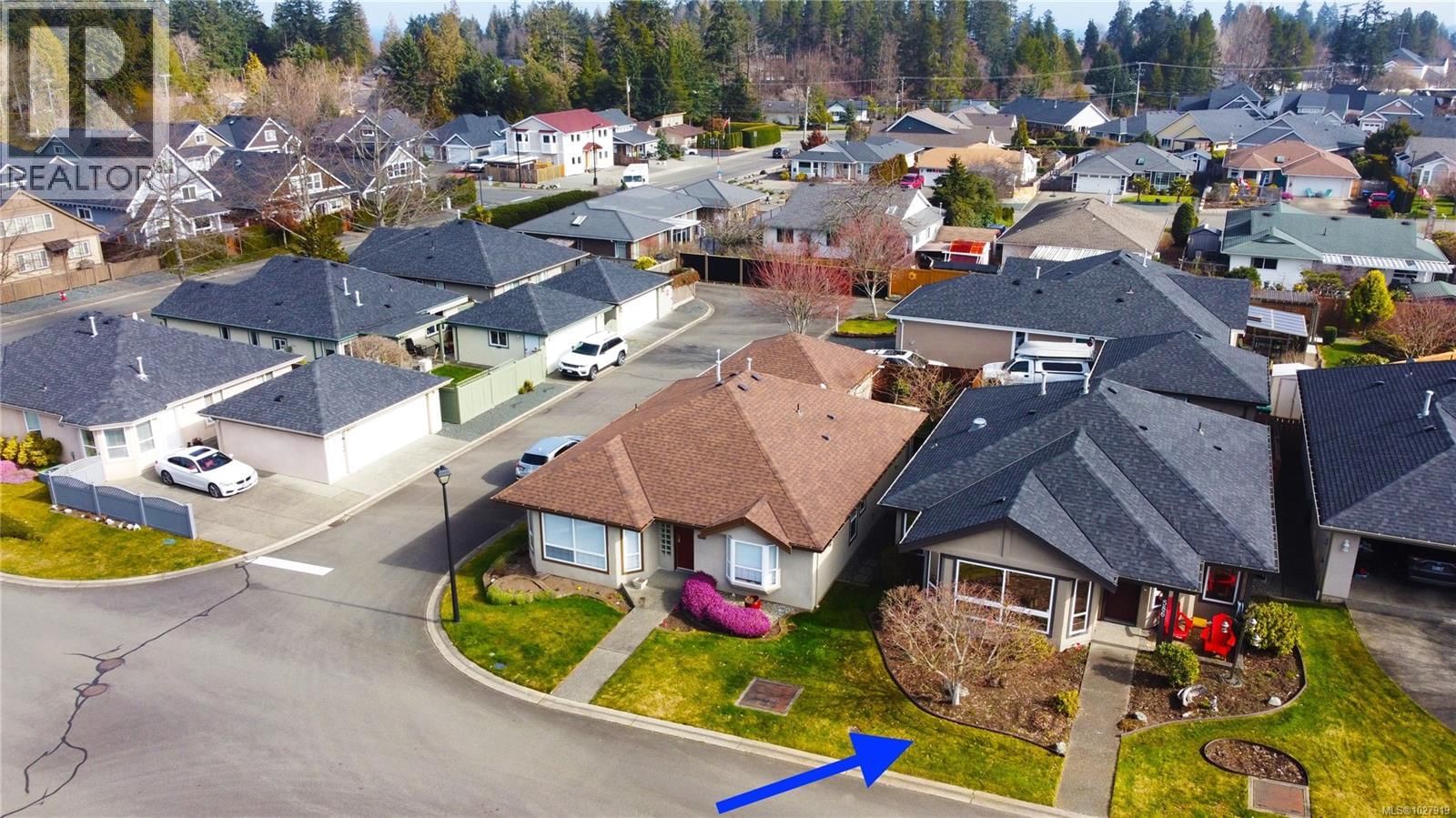 586 HAMPSTEAD STREET Image 25