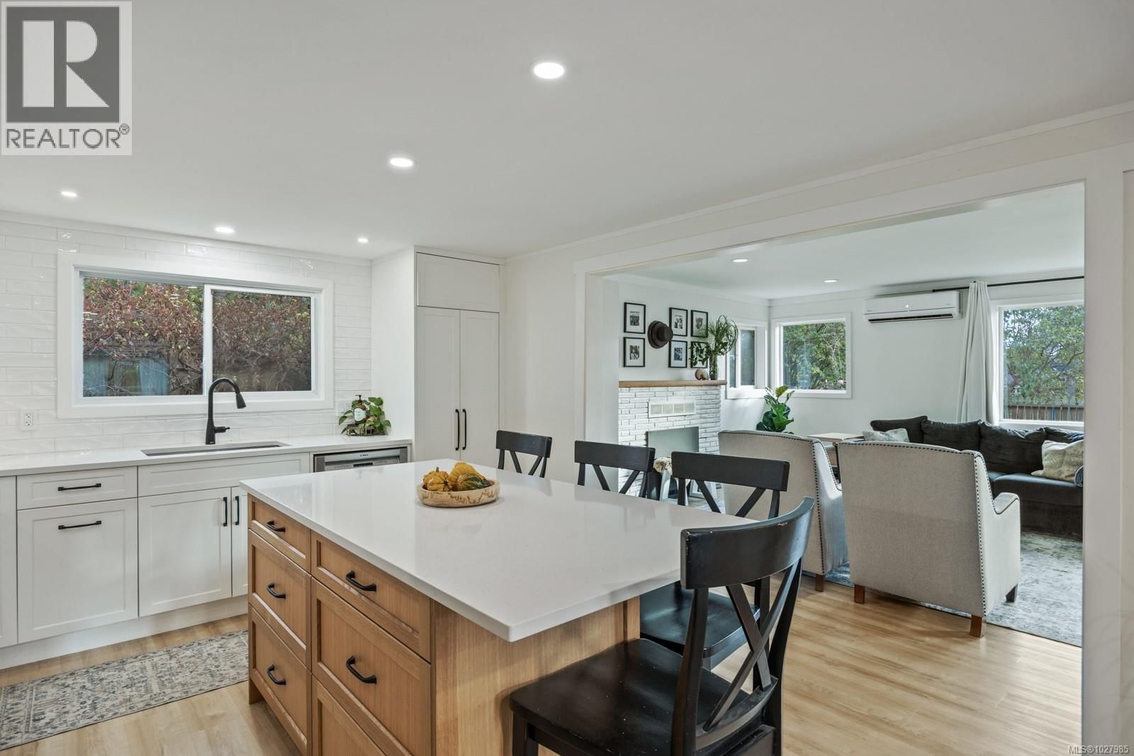 1314 DOCLIDDLE ROAD Image 1