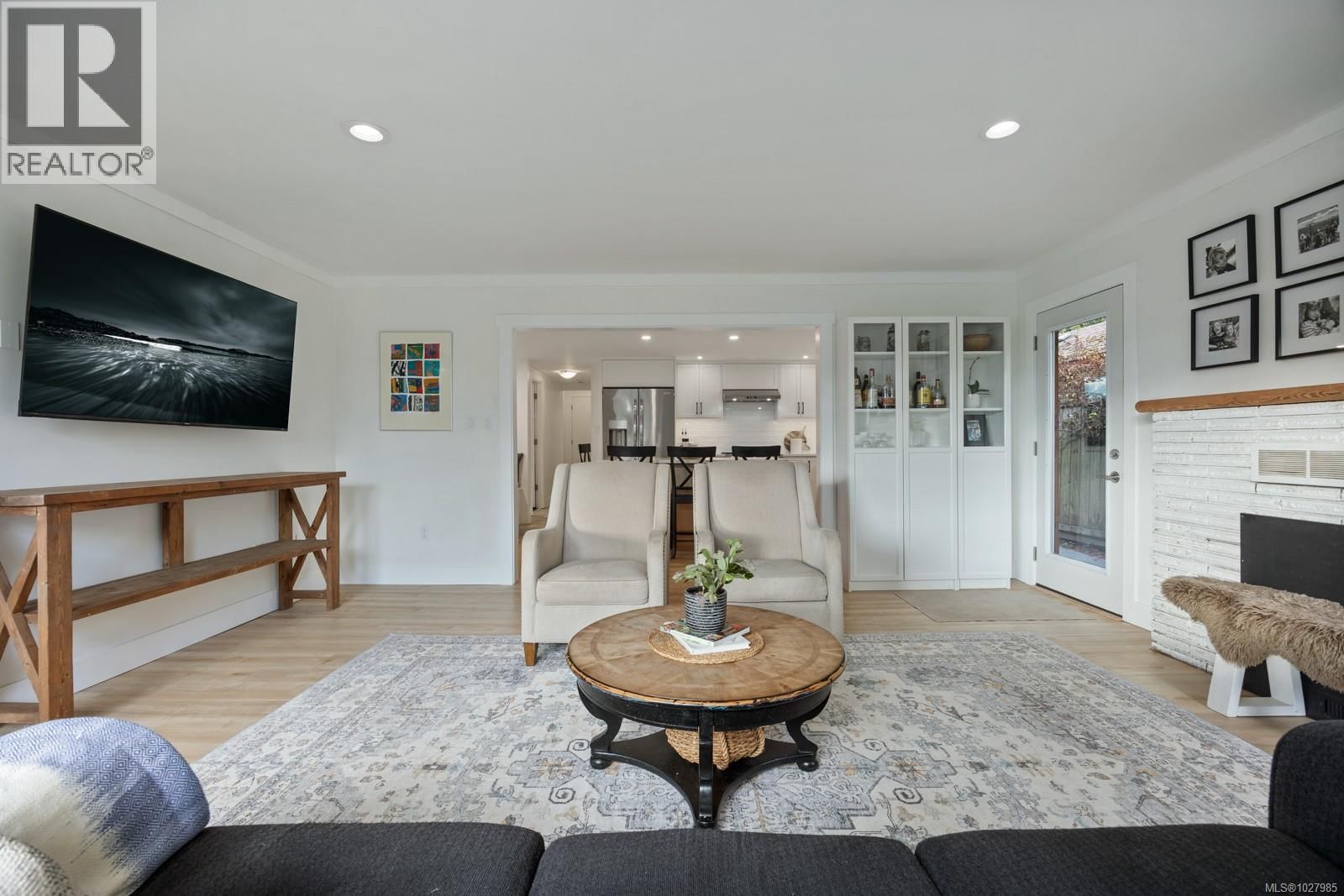 1314 DOCLIDDLE ROAD Image 13