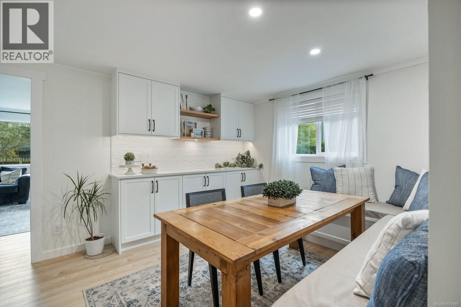 1314 DOCLIDDLE ROAD Image 17