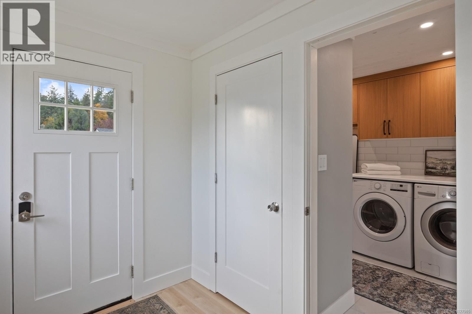 1314 DOCLIDDLE ROAD Image 8