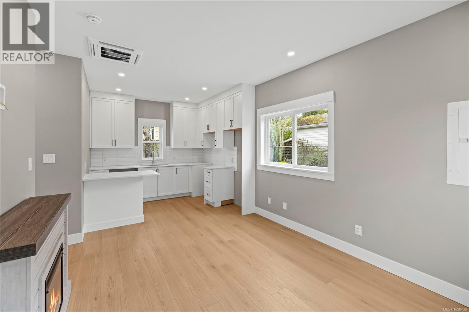 746 Doehle Avenue property photo