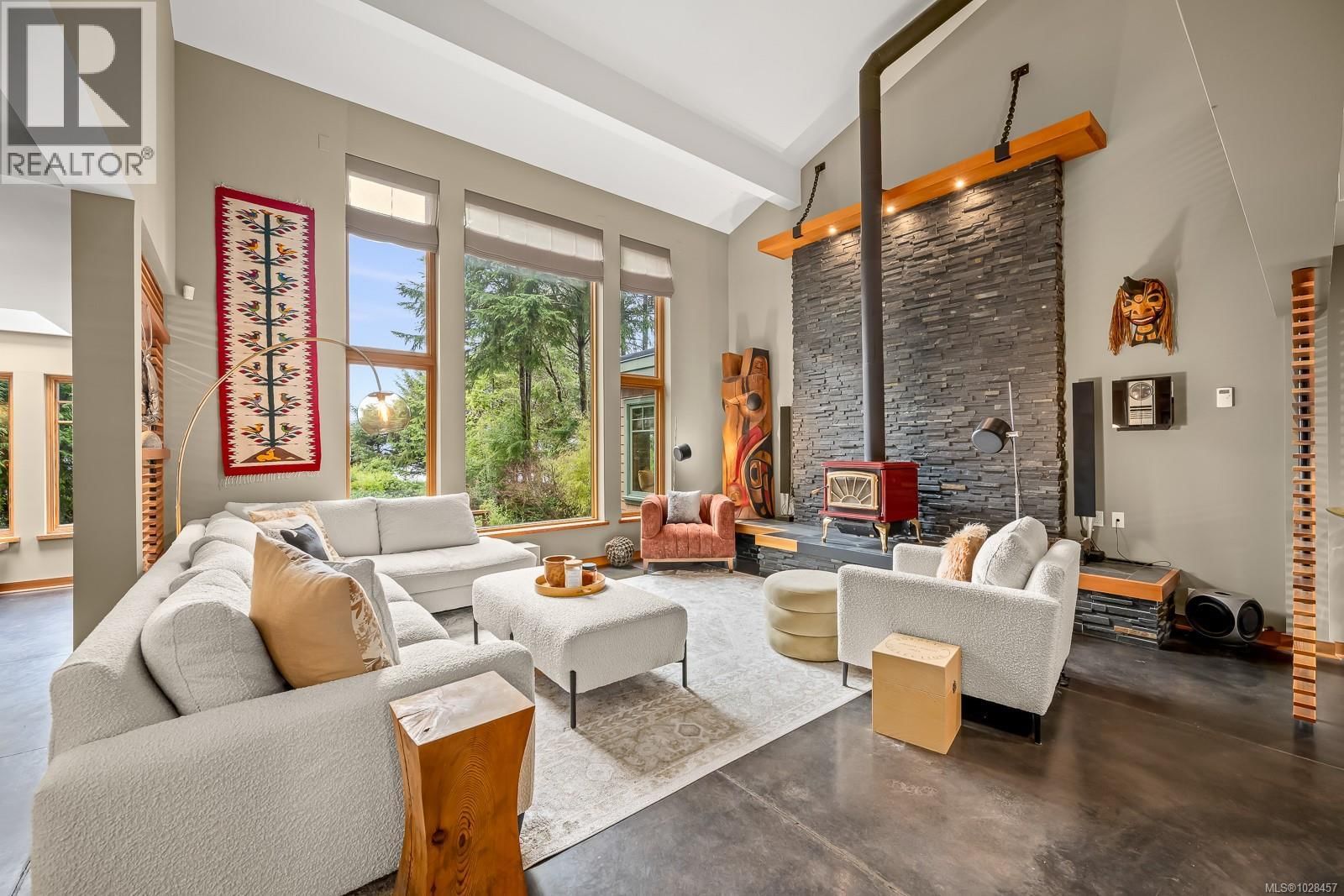 1257 Lynn Road property photo