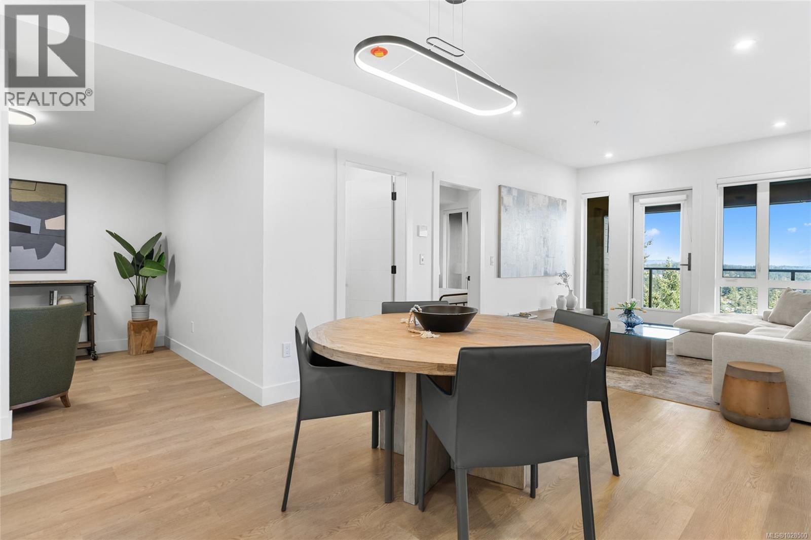 316 - 2341 BEAR MOUNTAIN PARKWAY Image 14