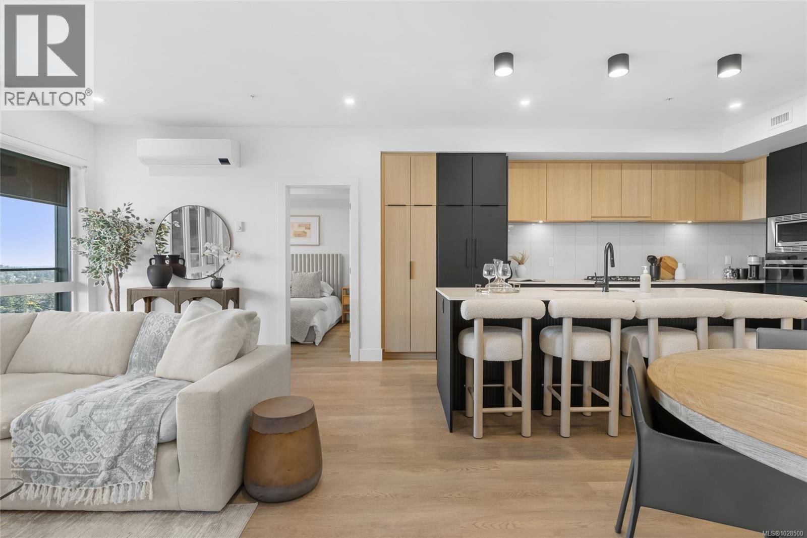 316 - 2341 BEAR MOUNTAIN PARKWAY Image 17