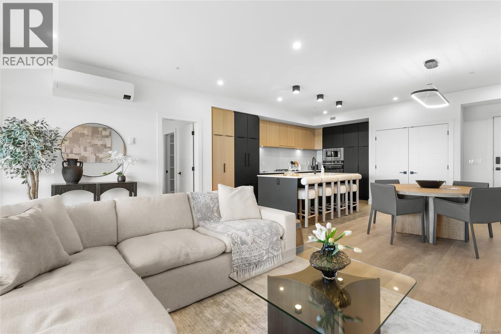 316 - 2341 BEAR MOUNTAIN PARKWAY Image 22