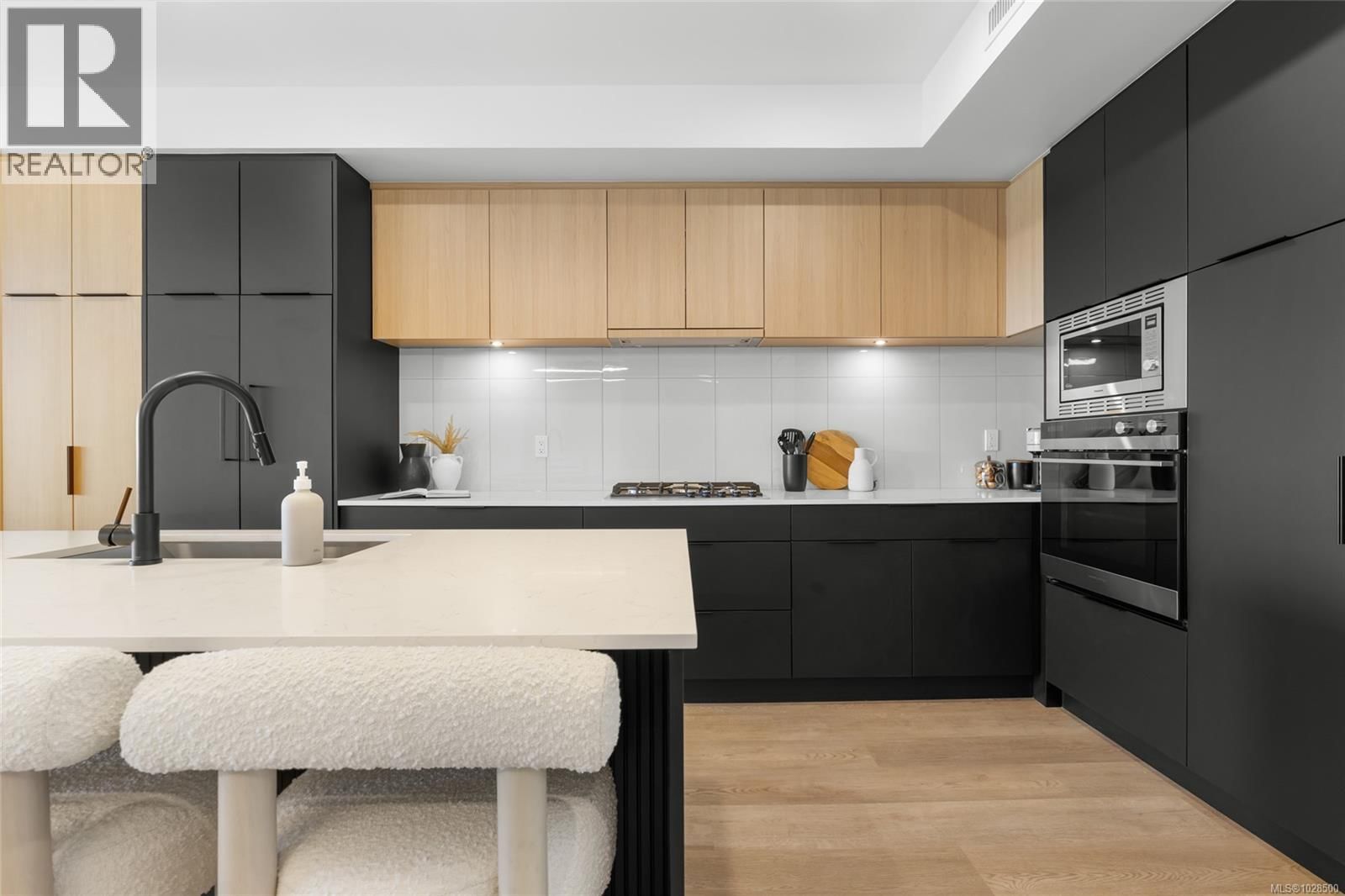 316 - 2341 BEAR MOUNTAIN PARKWAY Image 3