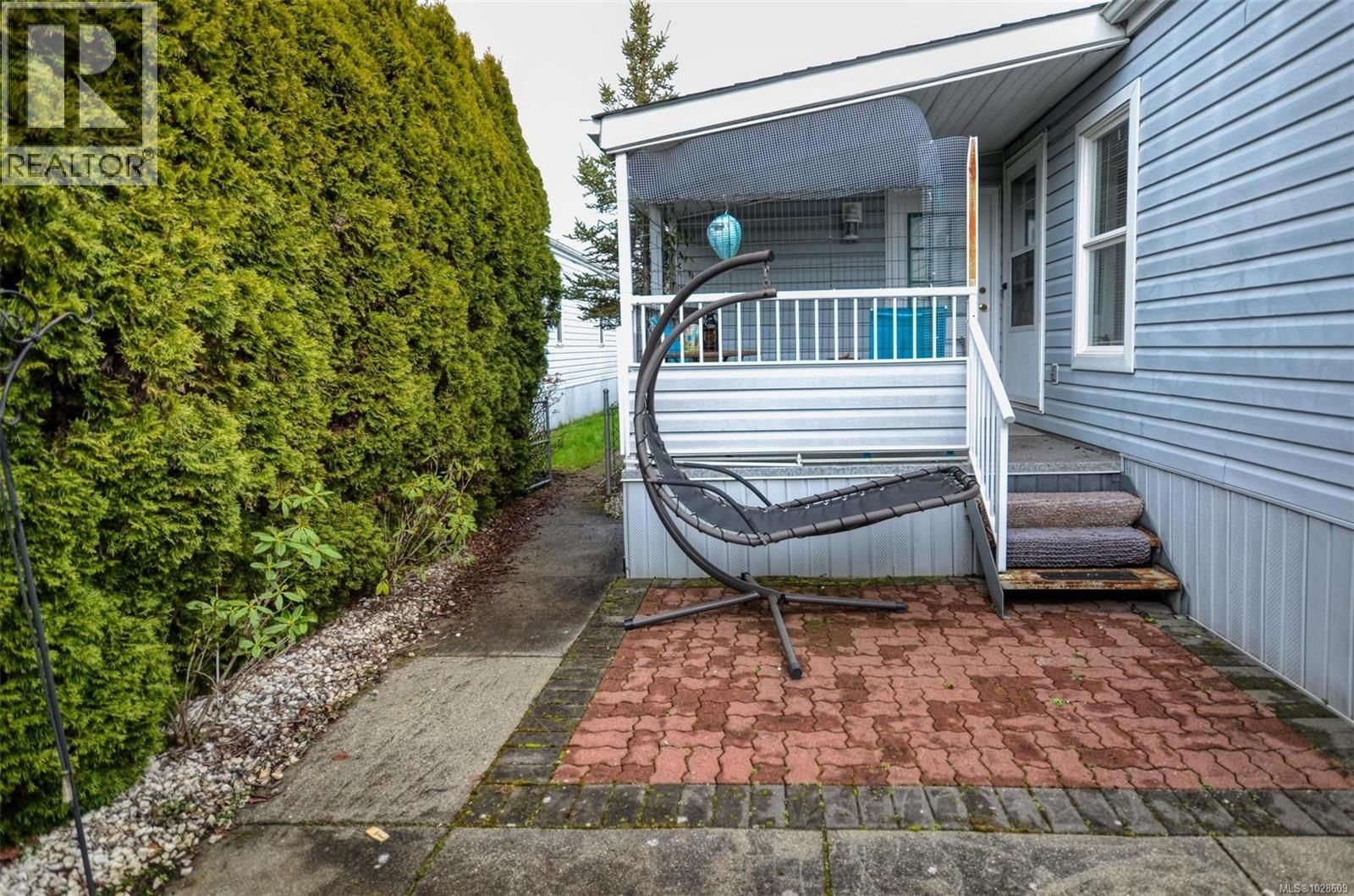 85 7583 Central Saanich Road property photo