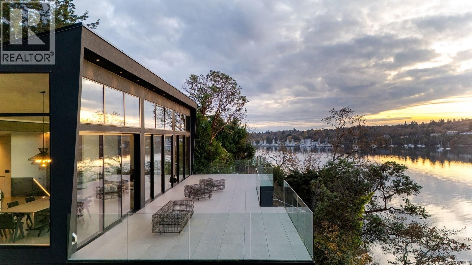 2701 Sea View Road property photo