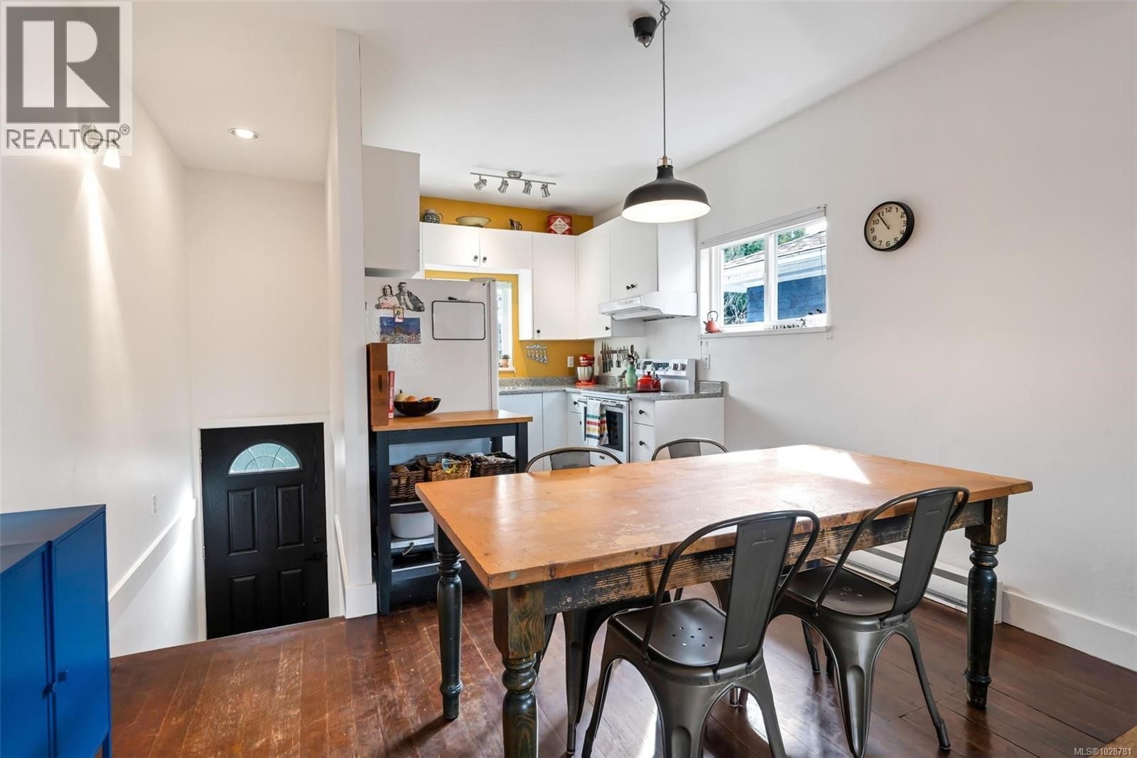 483 CONSTANCE AVENUE Image 12