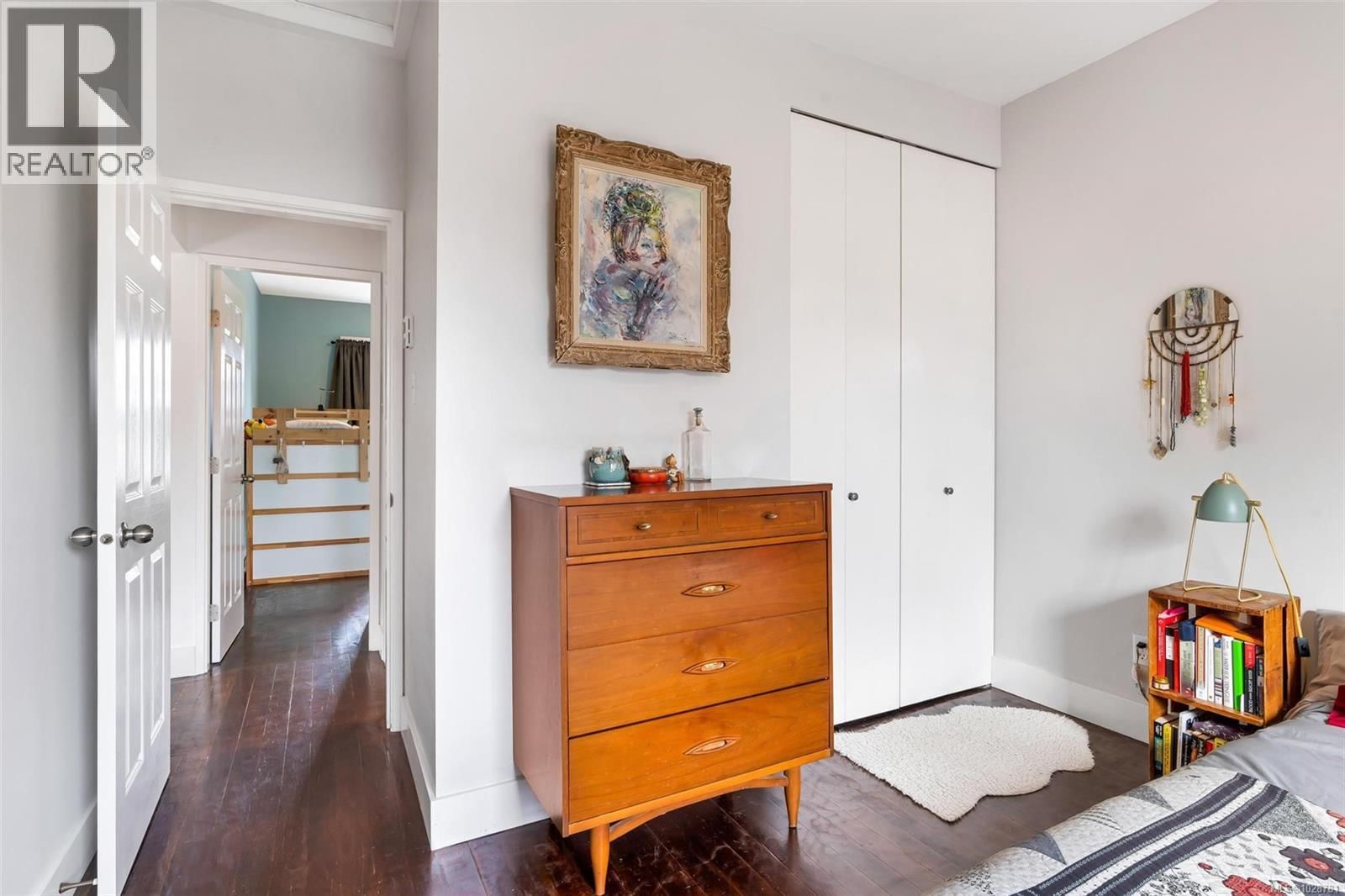 483 CONSTANCE AVENUE Image 14