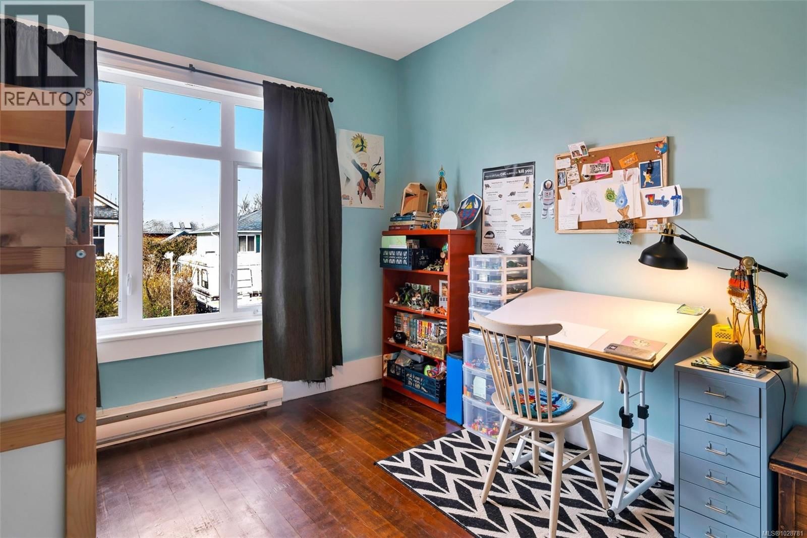 483 CONSTANCE AVENUE Image 15