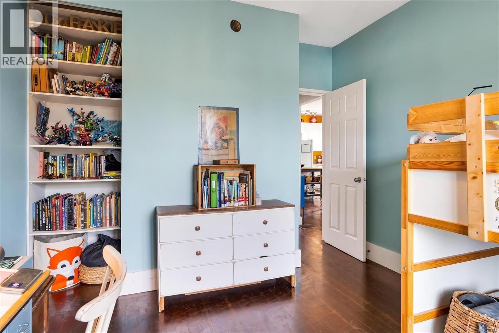 483 CONSTANCE AVENUE Image 16