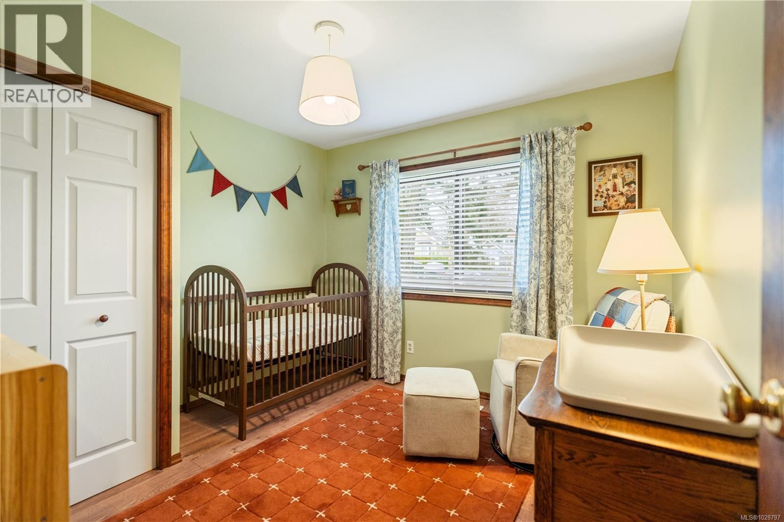 891 LAVENDER AVENUE Image 18