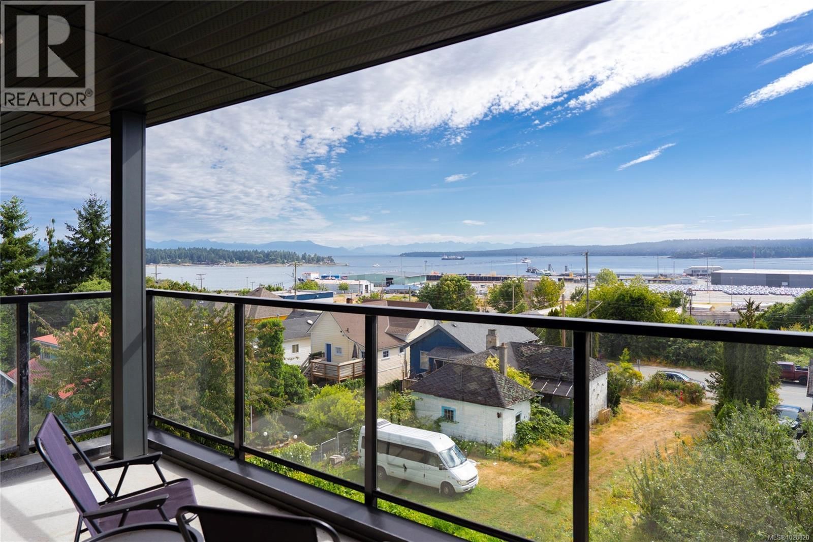 304 45 Haliburton Street property photo
