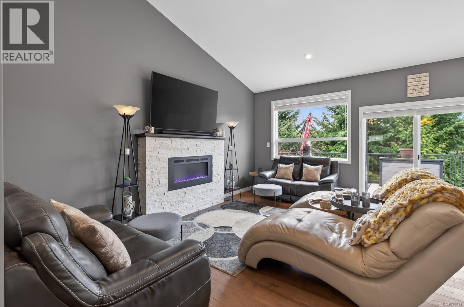 94 BEECH CRESCENT Image 16