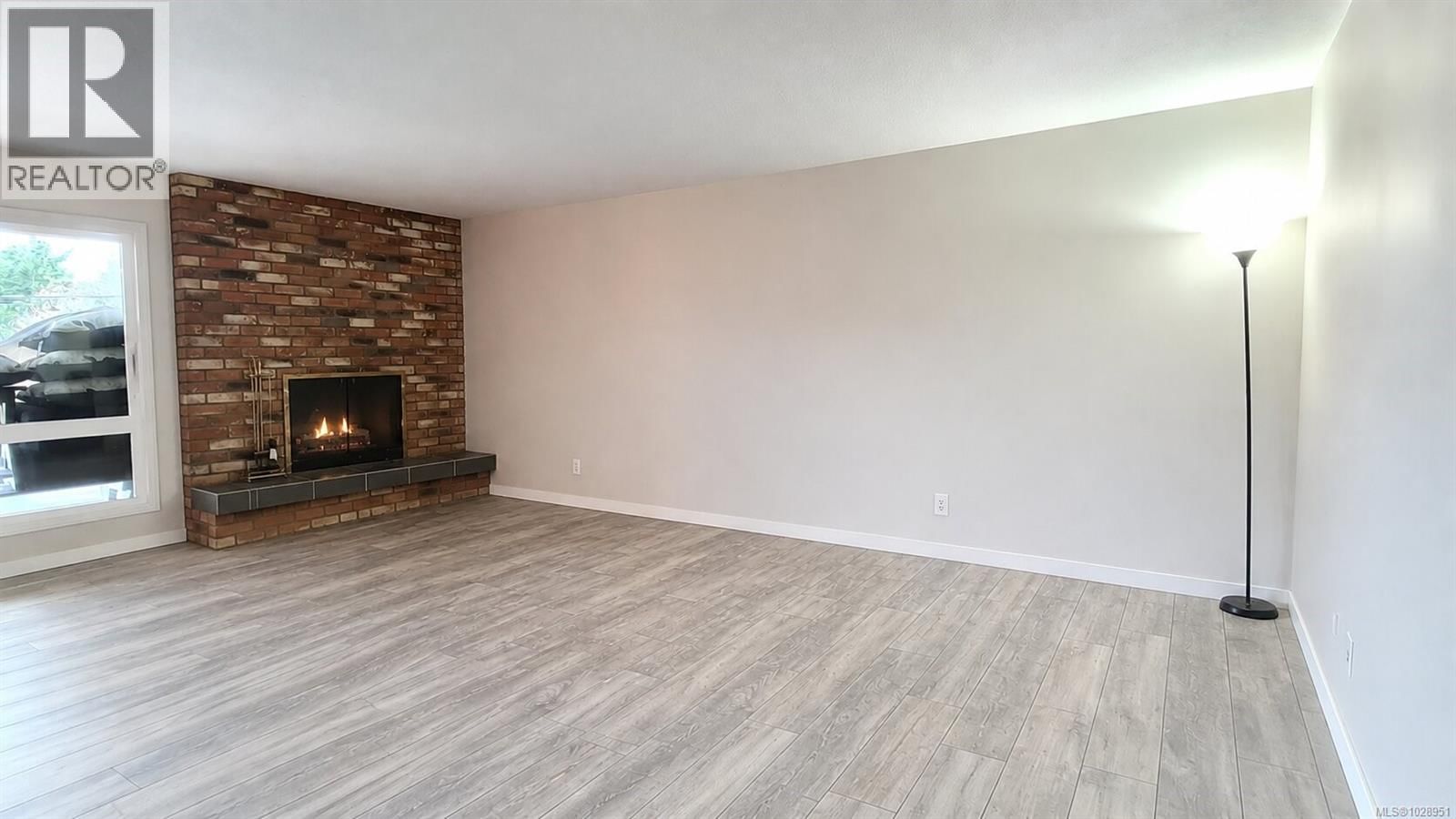 202 1725 Cedar Hill Cross Road property photo