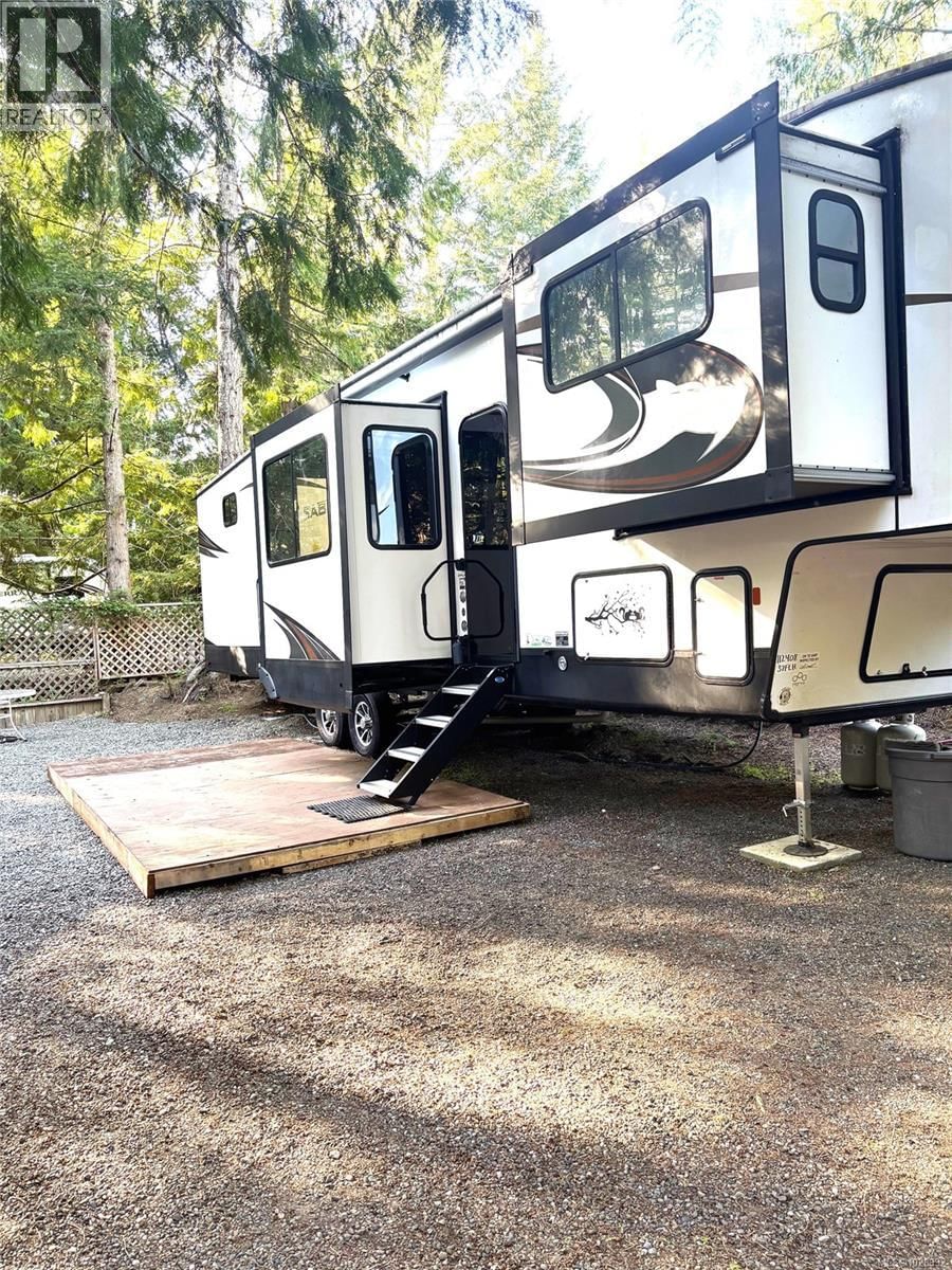 C10 2650 Turnbull Road property photo