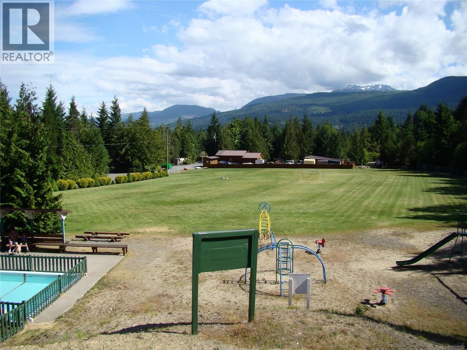 C10 2650 Turnbull Road property photo
