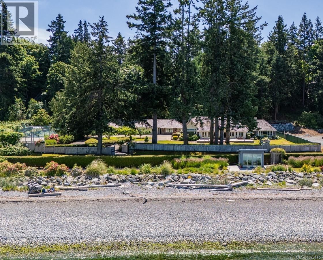 382 Judges Row property photo