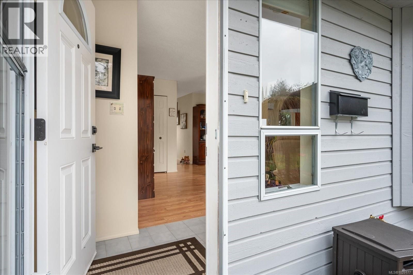 492 Aquila Place property photo