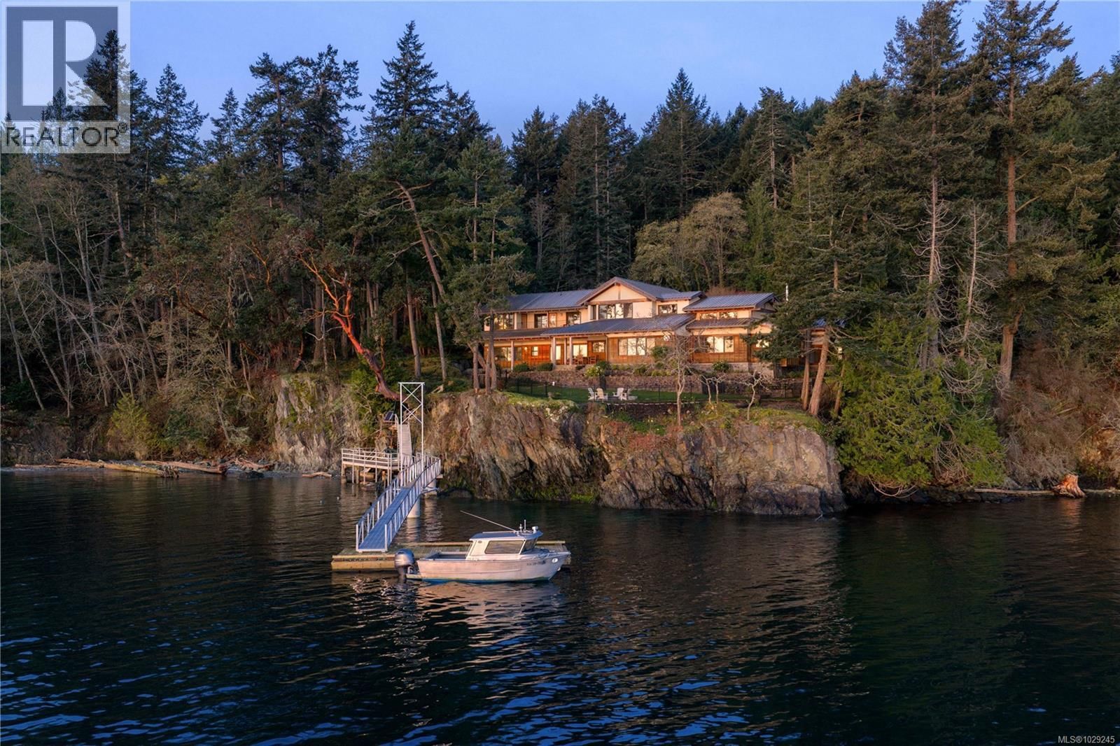 250 Holmes Road, Salt Spring, British Columbia V8K 1T6