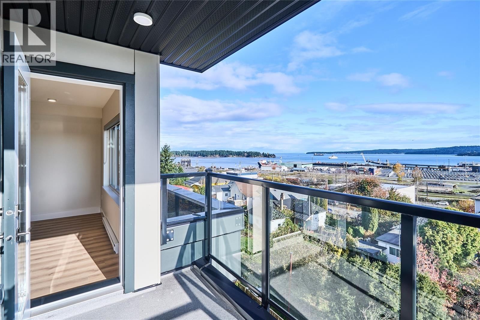 405 45 Haliburton Street property photo