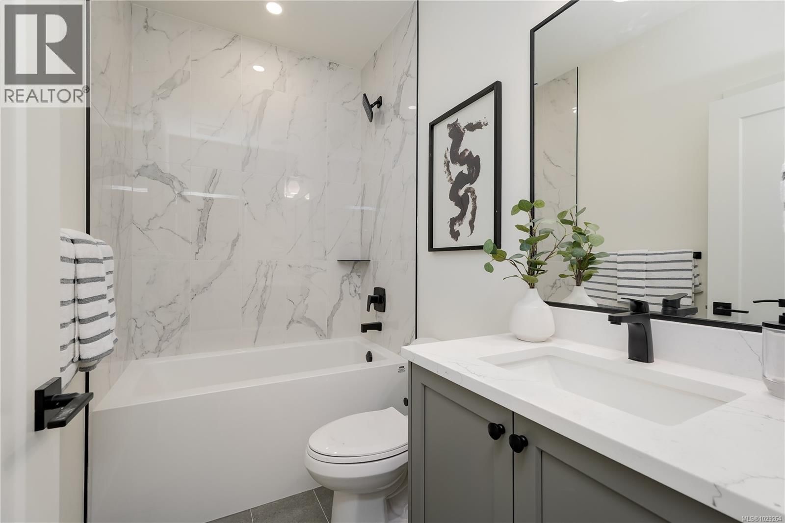 105 - 960 JENKINS AVENUE Image 17