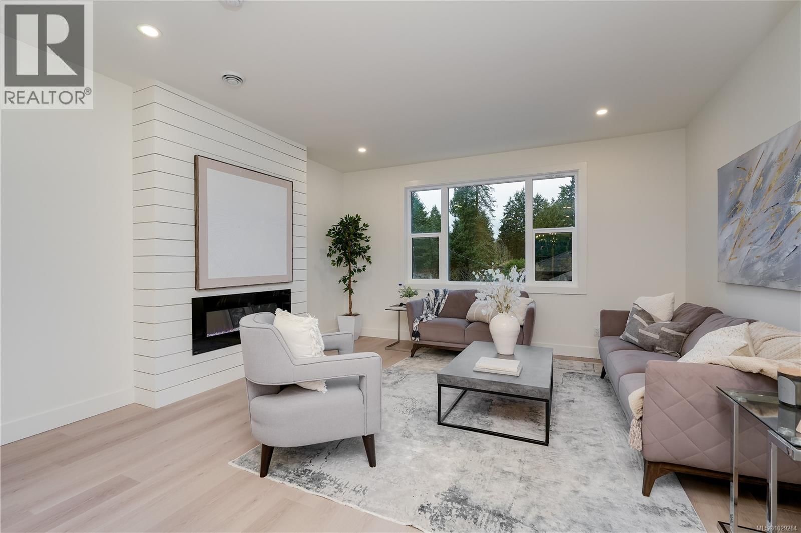 105 - 960 JENKINS AVENUE Image 23