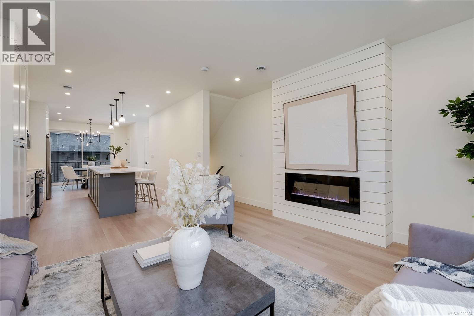 105 - 960 JENKINS AVENUE Image 24