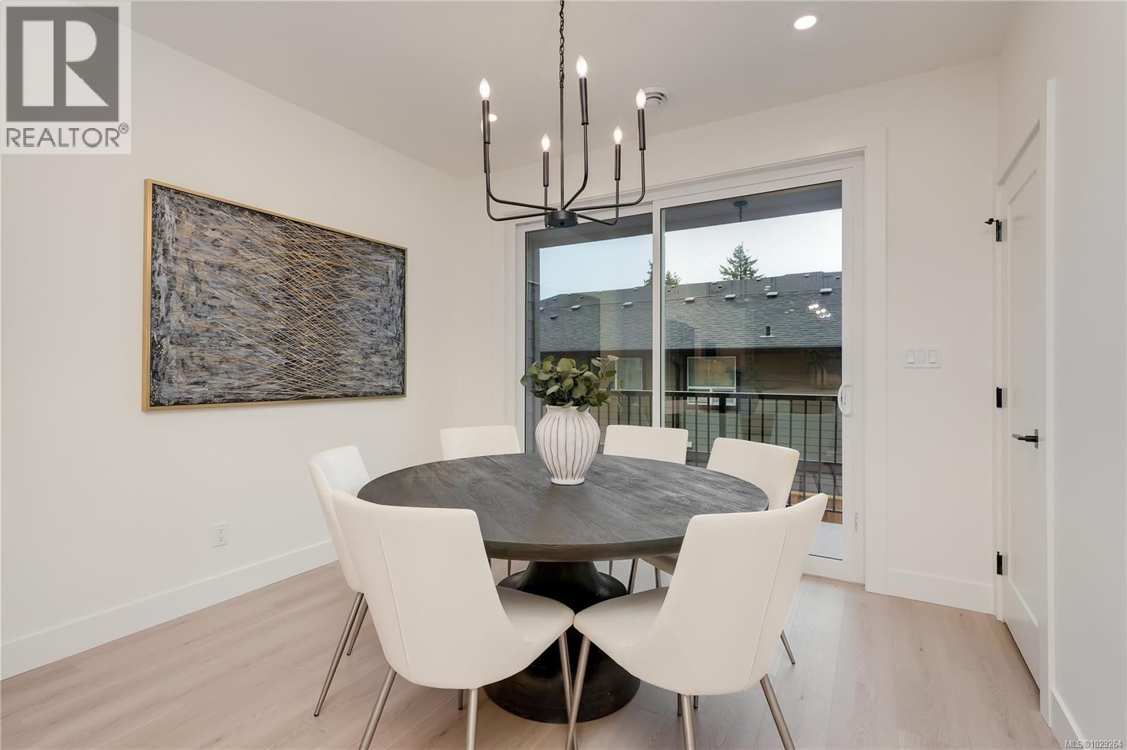 105 - 960 JENKINS AVENUE Image 27