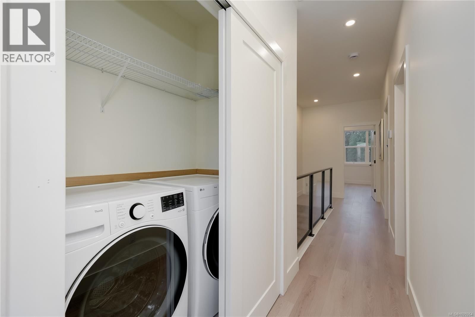 105 - 960 JENKINS AVENUE Image 30