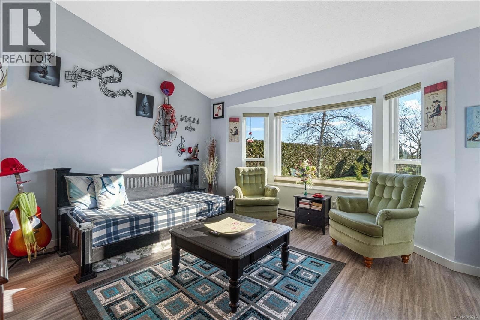 65 120 Finholm Street property photo