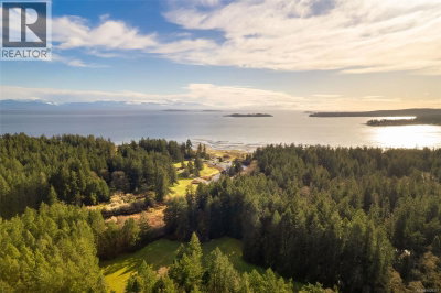 703 Turner Road | Parksville British Columbia | Slide Image Eight