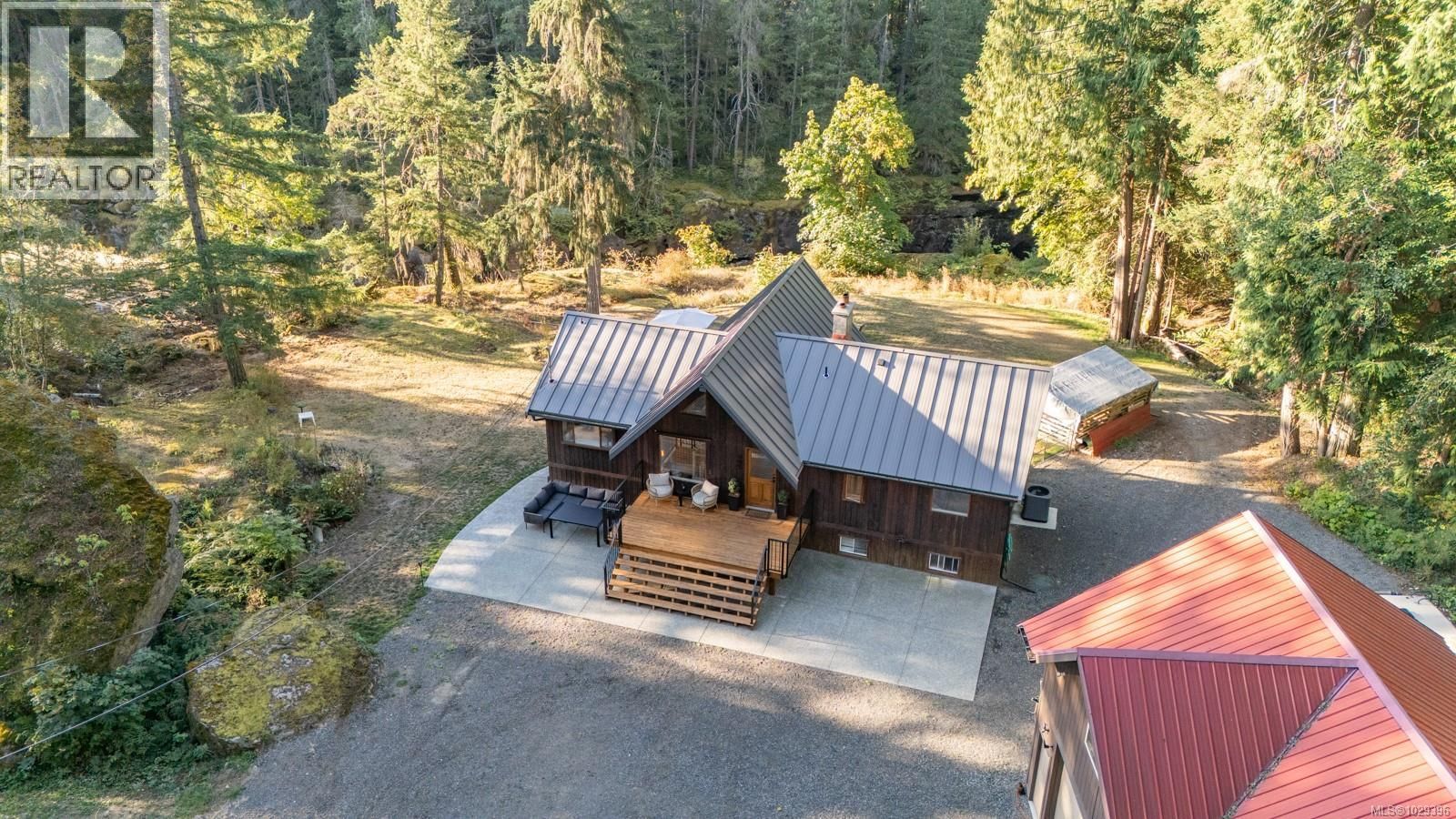 995 Nanaimo River Road
