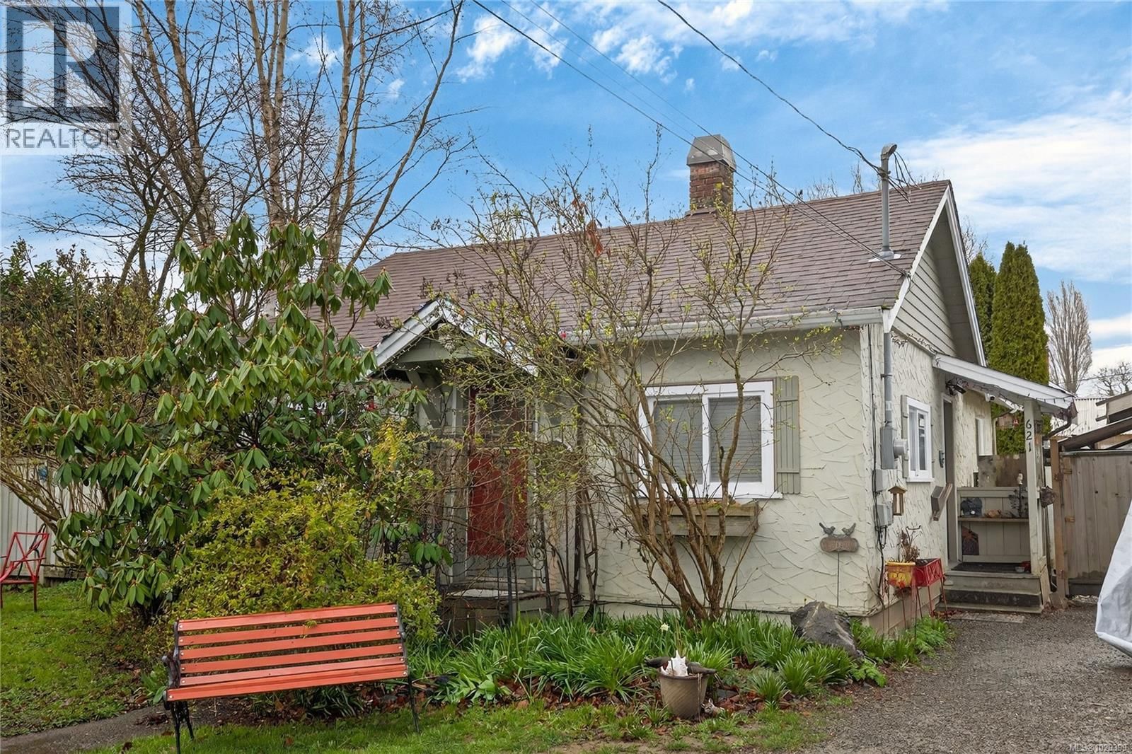 621 Coronation Avenue property photo