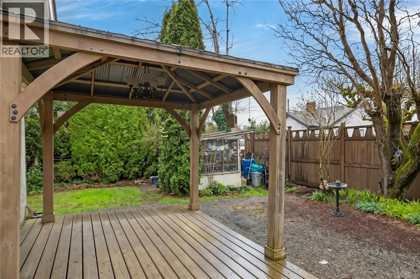 621 Coronation Avenue property photo